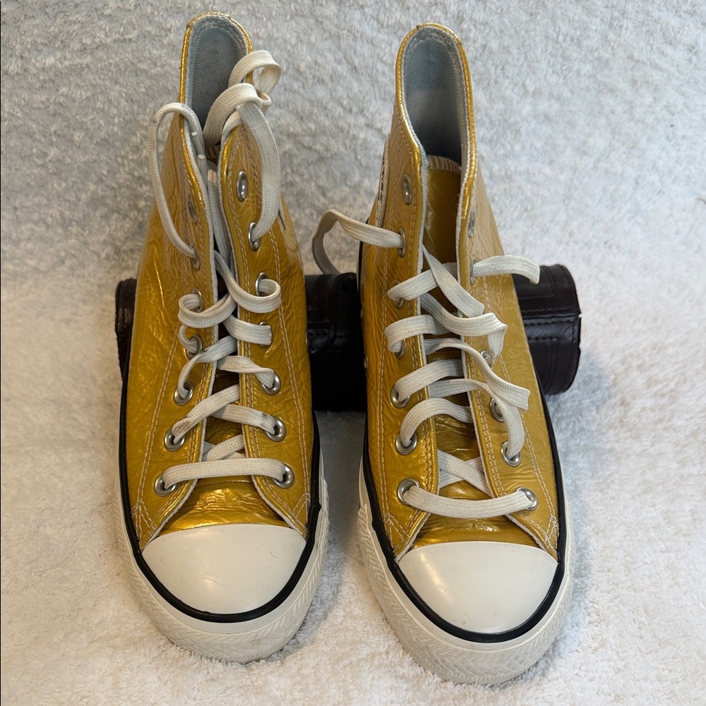 Converse Chuck Taylor All Star Metallic Gold High Top Sneakers M6.5 W8.5